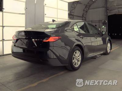 2026 Toyota Camry LE - zdjęcie 4 z 27 - miniatura