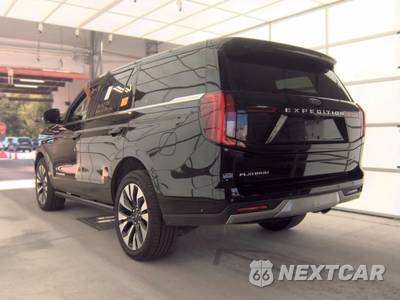 2025 Ford Expedition Platinum - zdjęcie 6 z 32 - miniatura