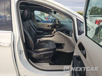 2023 Chrysler Pacifica Limited 121.6" WB - zdjęcie 8 z 25 - miniatura