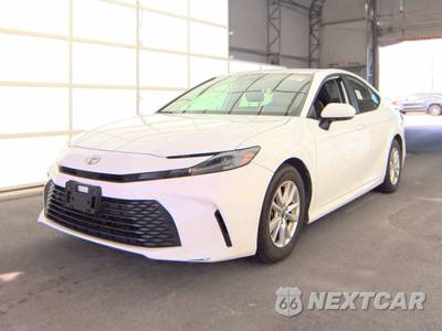 2025 Toyota Camry LE - zdjęcie 1 z 21 - miniatura