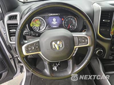 2022 Ram 1500 Big Horn Crew Cab Short Bed - zdjęcie 10 z 28 - miniatura
