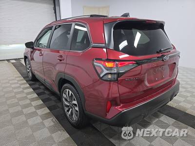 2025 Subaru Forester Hybrid Touring - zdjęcie 6 z 21 - miniatura