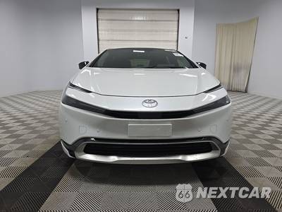 2026 Toyota Prius Plug-In Hybrid XSE - zdjęcie 2 z 19 - miniatura