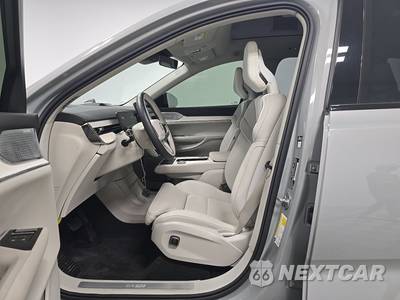 2025 Volvo EX90 Twin Motor Ultra 6-Passenger - zdjęcie 7 z 20 - miniatura