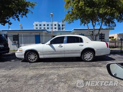 2006 Lincoln Town Car Signature Limited - zdjęcie 31 z 50 - miniatura