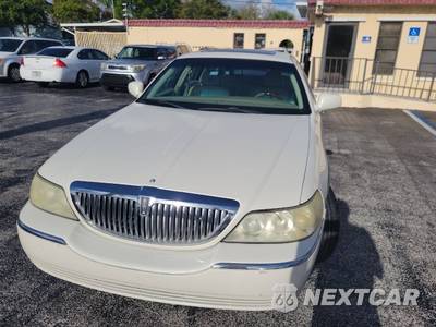 2006 Lincoln Town Car Signature Limited - zdjęcie 21 z 50 - miniatura