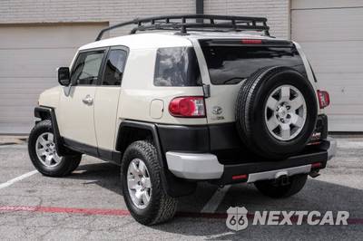 2008 Toyota FJ Cruiser w/Rear Doors - zdjęcie 12 z 50 - miniatura
