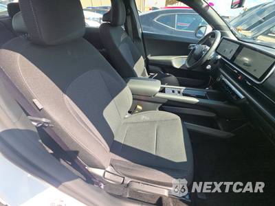 2025 Hyundai IONIQ 6 SE - zdjęcie 8 z 18 - miniatura