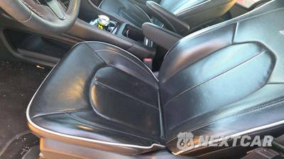 2025 Chrysler Pacifica Limited 121.6" WB - zdjęcie 34 z 37 - miniatura