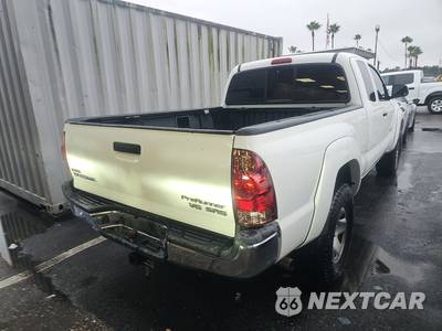 2005 Toyota Tacoma PreRunner Extended Cab Medium Bed w/Rear Doors - zdjęcie 4 z 50 - miniatura