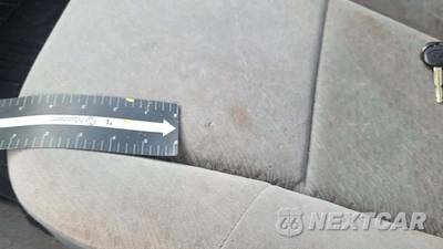2005 Toyota Tacoma PreRunner Extended Cab Medium Bed w/Rear Doors - zdjęcie 27 z 50 - miniatura