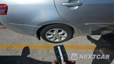 2011 Toyota Camry LE - zdjęcie 20 z 41 - miniatura