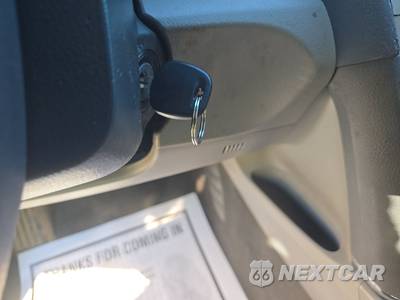 2011 Toyota Camry LE - zdjęcie 14 z 41 - miniatura
