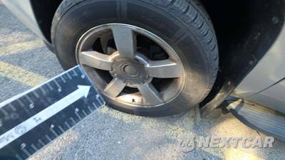 2012 Chevrolet Suburban 1500 LT 1LT - zdjęcie 38 z 42 - miniatura