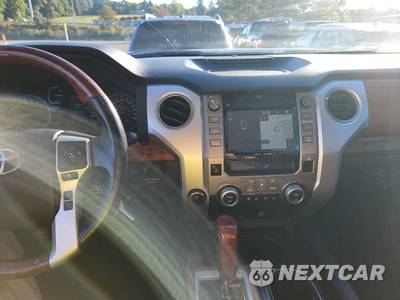 2018 Toyota Tundra Platinum Crew Cab Short Bed - zdjęcie 11 z 31 - miniatura