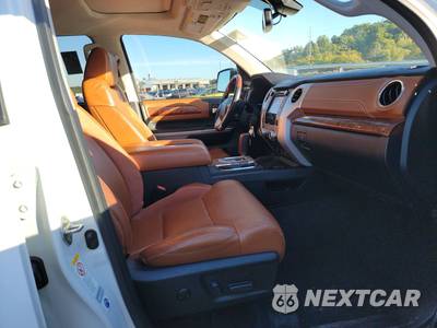 2018 Toyota Tundra Platinum Crew Cab Short Bed - zdjęcie 8 z 31 - miniatura