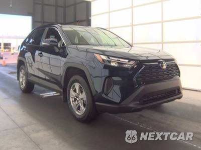 2025 Toyota RAV4 XLE - zdjęcie 3 z 26 - miniatura