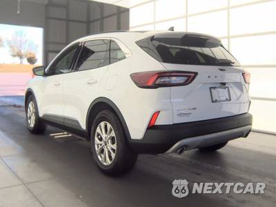 2023 Ford Escape Active - zdjęcie 6 z 28 - miniatura