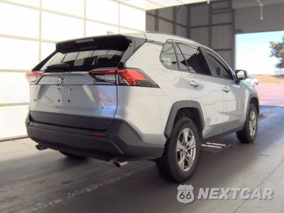 2025 Toyota RAV4 Hybrid XLE - zdjęcie 4 z 24 - miniatura