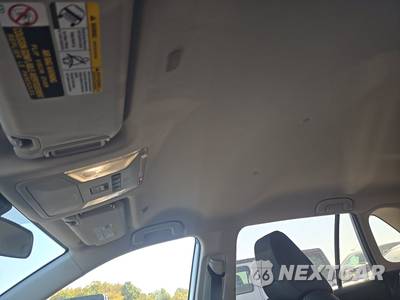 2025 Toyota RAV4 Hybrid XLE - zdjęcie 19 z 24 - miniatura