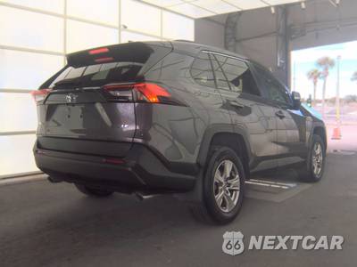 2023 Toyota RAV4 XLE - zdjęcie 4 z 25 - miniatura