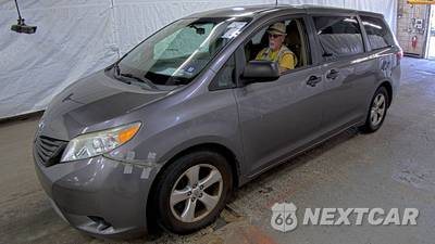 2015 Toyota Sienna L 7-Passenger 119.3" WB