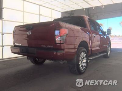 2020 Nissan TITAN SL Crew Cab Short Bed - zdjęcie 4 z 22 - miniatura