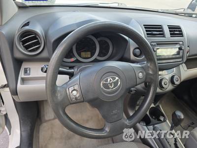 2012 Toyota RAV4 - zdjęcie 10 z 37 - miniatura