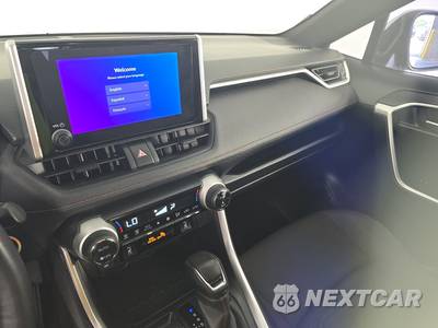 2024 Toyota RAV4 Prime SE - zdjęcie 11 z 27 - miniatura