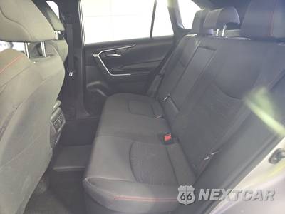 2024 Toyota RAV4 Prime SE - zdjęcie 13 z 27 - miniatura