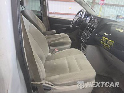 2015 Dodge Grand Caravan SE 121.2" WB - zdjęcie 12 z 23 - miniatura