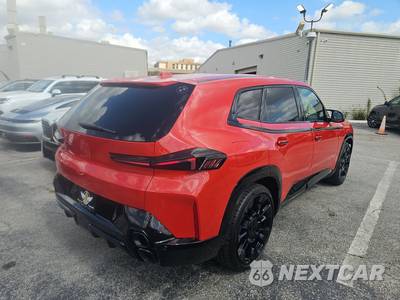2025 BMW XM Label Red - zdjęcie 4 z 17 - miniatura