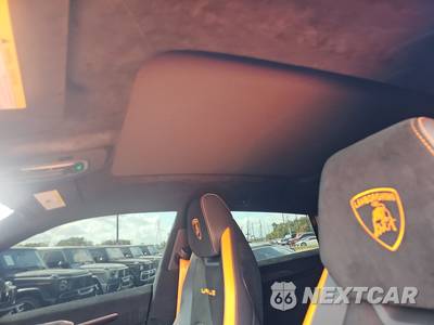 2024 Lamborghini Urus Performante - zdjęcie 17 z 17 - miniatura