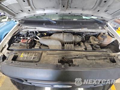 2014 Ford Super Duty E-350 Commercial Cargo Van 138.0" WB - zdjęcie 16 z 17 - miniatura