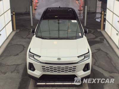 2026 Toyota RAV4 Plug-In Hybrid XSE - zdjęcie 2 z 22 - miniatura