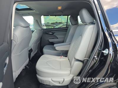 2026 Toyota Highlander Hybrid XLE - zdjęcie 13 z 20 - miniatura