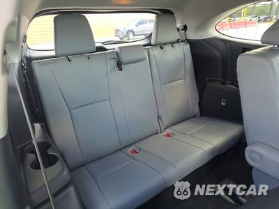2026 Toyota Highlander Hybrid XLE - zdjęcie 14 z 20 - miniatura