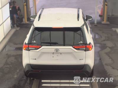 2023 Toyota RAV4 XLE - zdjęcie 5 z 21 - miniatura