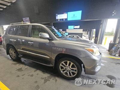 2013 Lexus LX 570 - zdjęcie 3 z 18 - miniatura