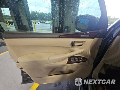2013 Lexus LX 570 - zdjęcie 9 z 18 - miniatura