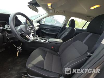 2025 Nissan Sentra SV - zdjęcie 7 z 28 - miniatura