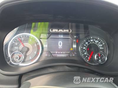 2024 Ram 3500 Big Horn Crew Cab Long Bed - zdjęcie 12 z 41 - miniatura