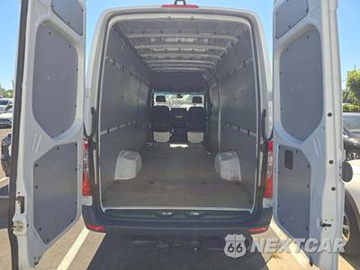 2024 Mercedes-Benz Sprinter 3500XD Cargo Van DRW High Roof 170.0" WB - zdjęcie 8 z 9 - miniatura