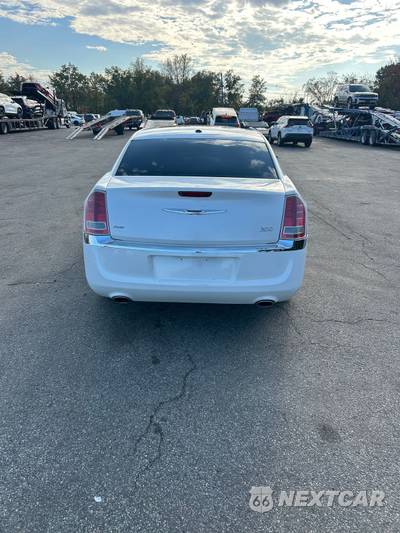 2012 Chrysler 300 Limited - zdjęcie 6 z 17 - miniatura