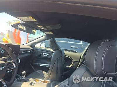 2025 Ford Mustang GT Premium Coupe - zdjęcie 17 z 19 - miniatura