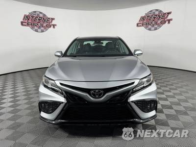 2023 Toyota Camry SE - zdjęcie 2 z 42 - miniatura