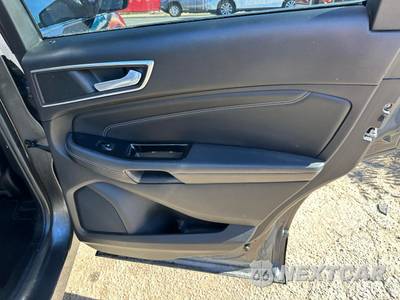 2015 Ford Edge Titanium - zdjęcie 16 z 24 - miniatura