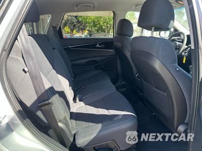 2017 Kia Sorento LX - zdjęcie 16 z 24 - miniatura