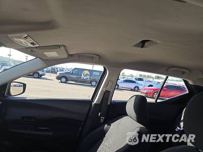 2021 Nissan Kicks S - zdjęcie 19 z 25 - miniatura