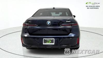 2026 BMW 7 Series 740i xDrive M SPORT LINE - zdjęcie 8 z 50 - miniatura